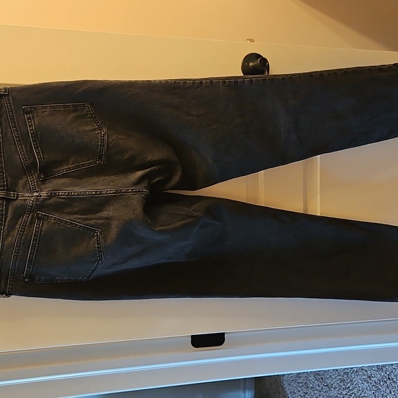 A&F | 90s Straight Mid Rise Jeans in Washed Black| Sz 31| Grunge, Normcore, 90s - Picture 5 of 9